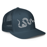 Snake flex-fit trucker