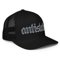 Skeletonized flex-fit trucker cap