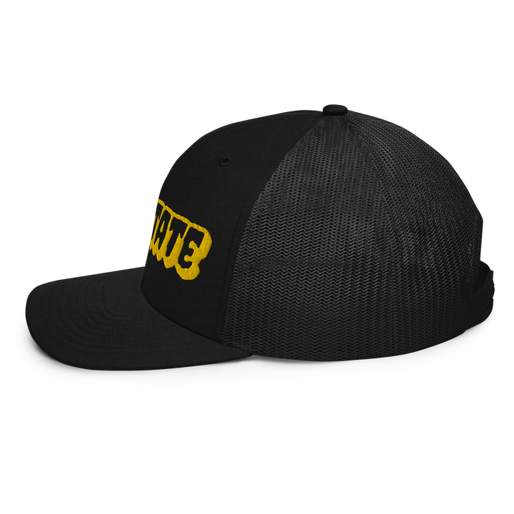 Creepy black/gold trucker hat