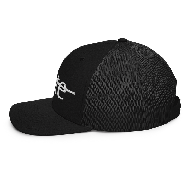 ̶s̶t̶a̶t̶e̶ trucker hat
